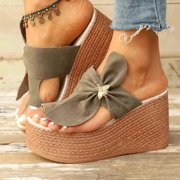 Grey Slip-On Bowknot Design Lightweight Platform Wedge Sandals For Women, Summer - Picture 1 of 7